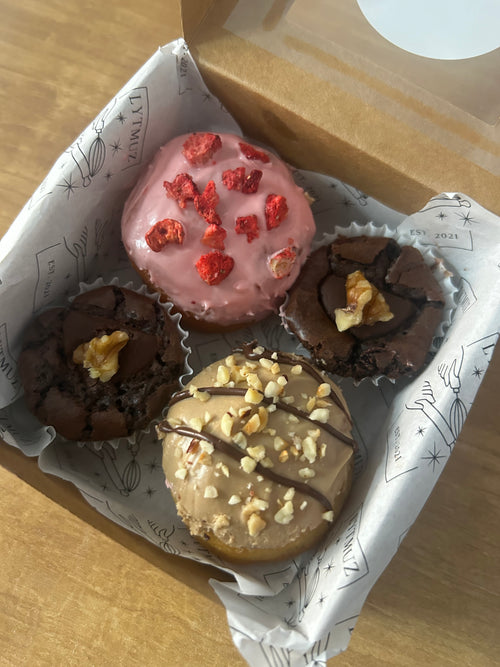 A Teachers' Day Gift Box (Min. 5 Boxes)